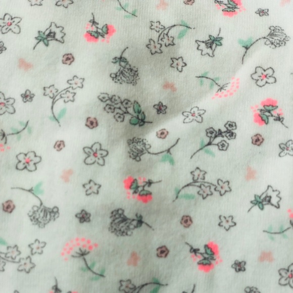 Onsie - Picture 3 of 6